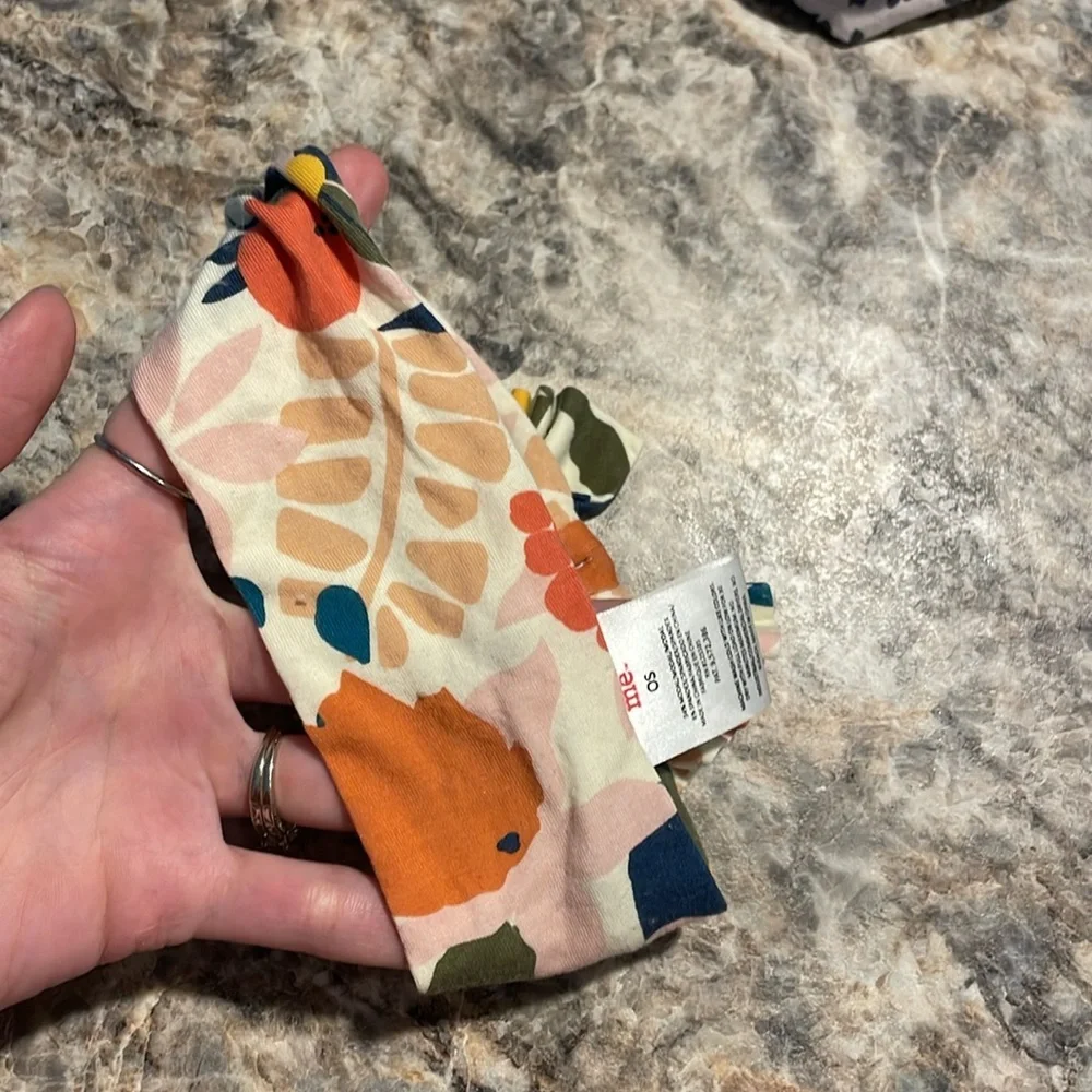 2 Magnetic Me Kids Headbands & 2 others